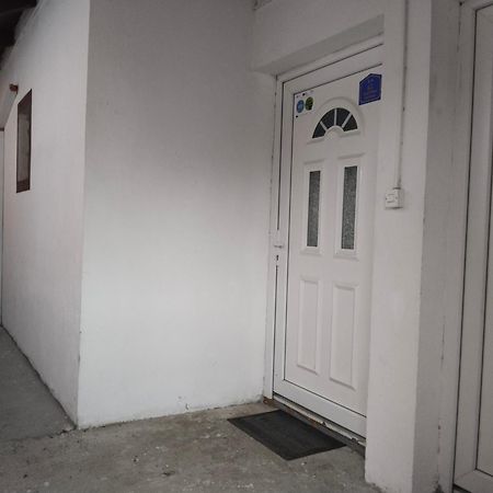 Gaga 1 Apartment Veliko Gradiste Exterior photo